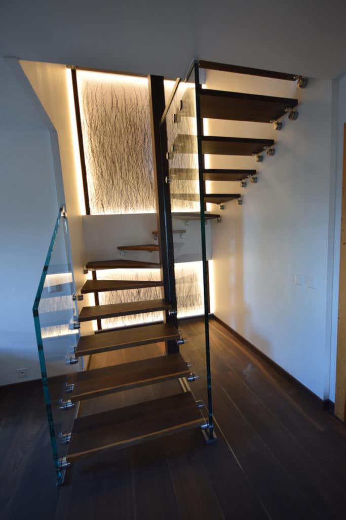 Escalier bois et verre pour une villa