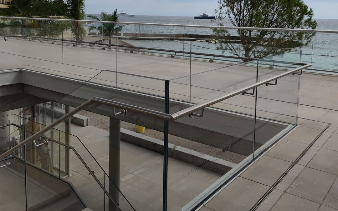 SABCO frameless glass balustrade – LE LARVOTTO – Monaco